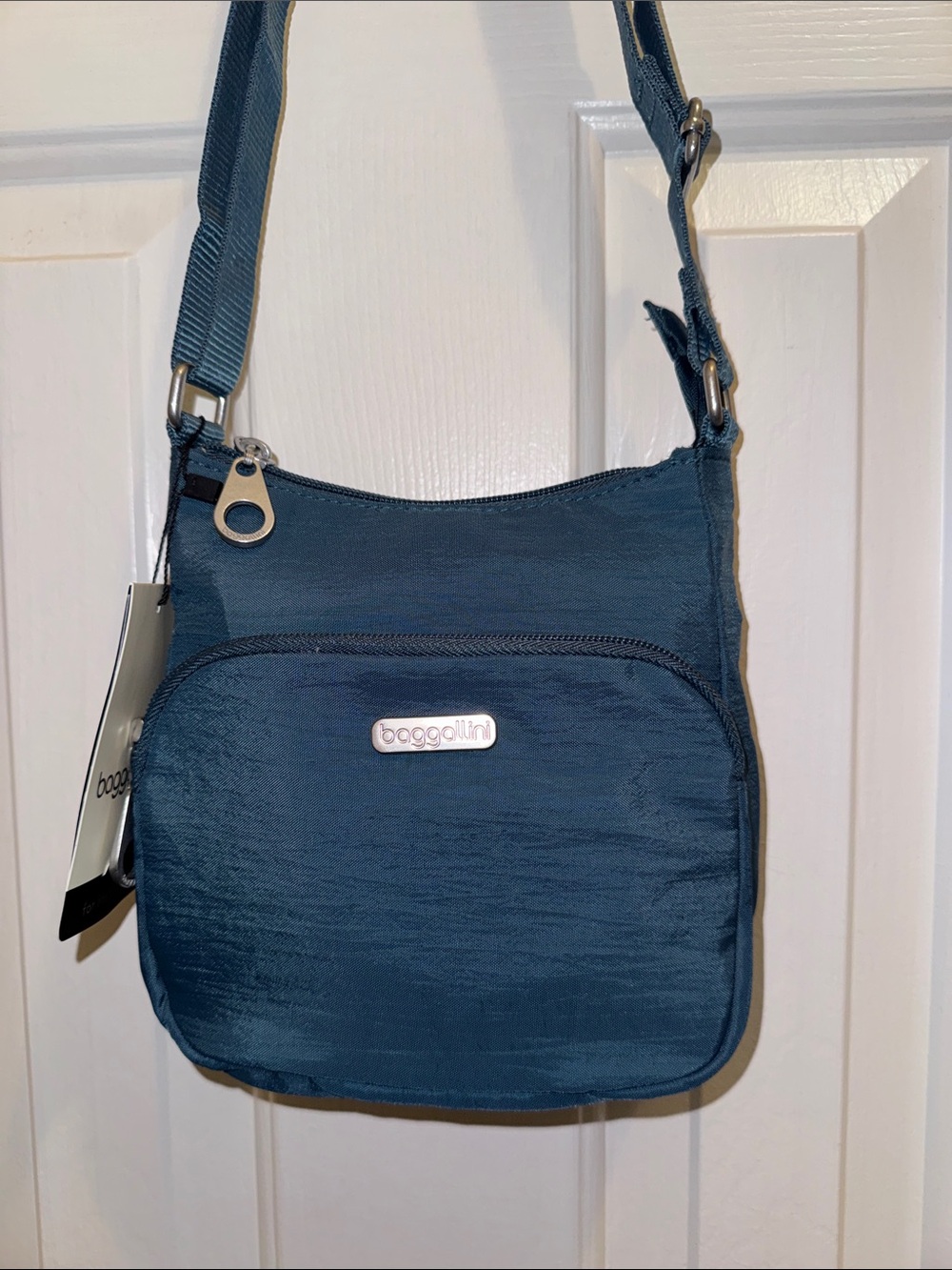 Baggallini Joey Bagg Teal Crossbody or Shoulder Bag